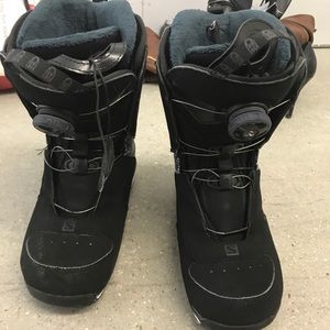SALOMON snowboard boots LILLY size 6